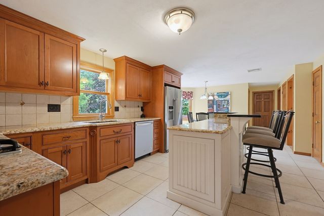 19 Smith Road, Mansfield, MA 02048