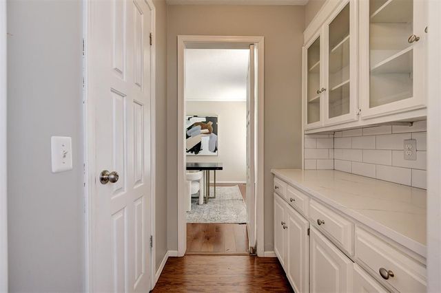 1417 Glenbrook Drive, Oklahoma City, OK 73118