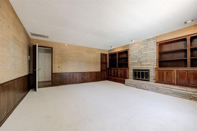 1417 Glenbrook Drive, Oklahoma City, OK 73118