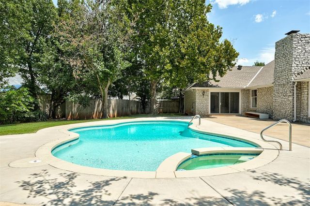 1417 Glenbrook Drive, Oklahoma City, OK 73118