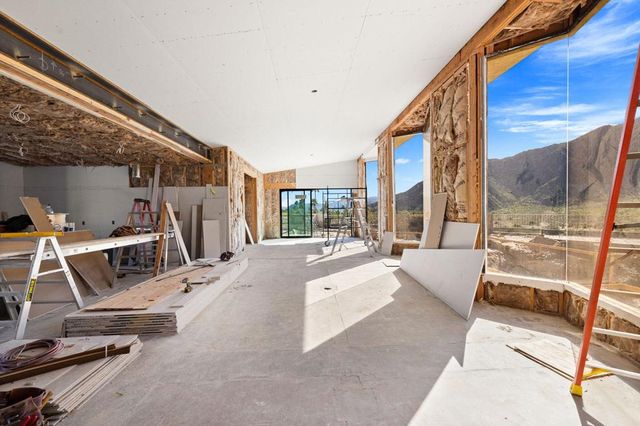 1133 W Dolores Court, Palm Springs, CA 92262