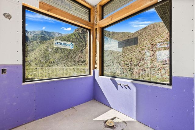 1133 W Dolores Court, Palm Springs, CA 92262