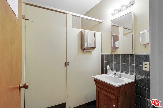 3480 Live Oak Street, Huntington Park, CA 90255
