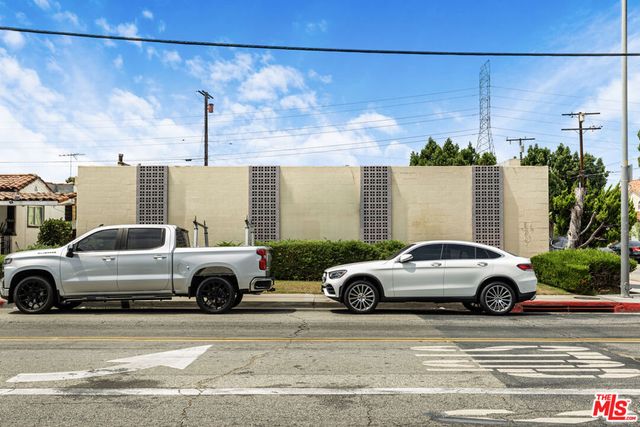 3480 Live Oak Street, Huntington Park, CA 90255
