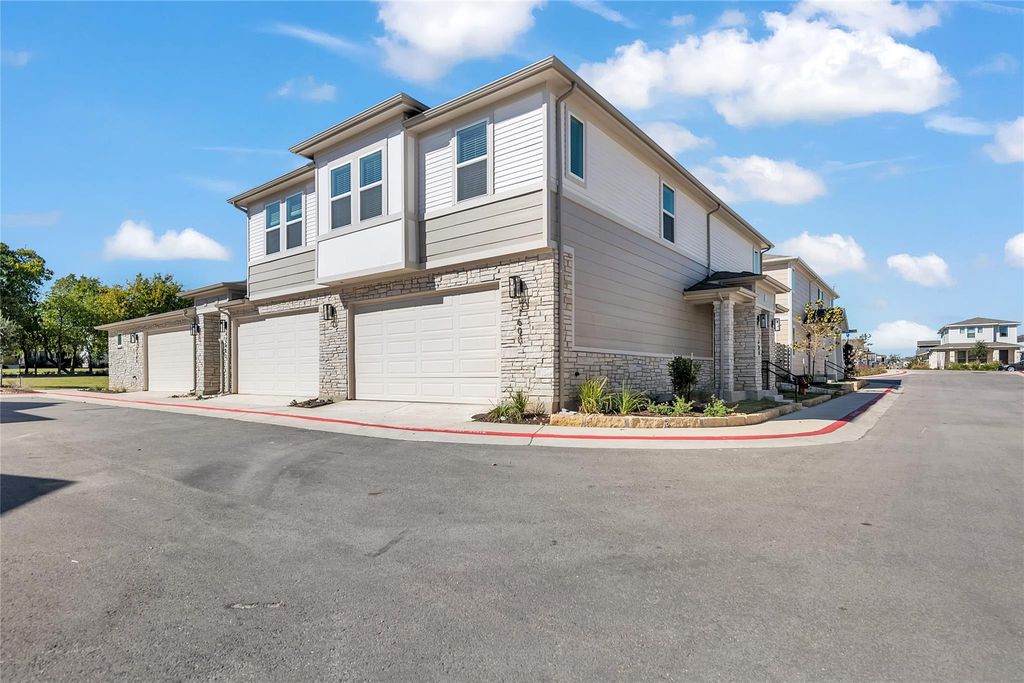 9312 Curious Squirrel ST, Austin, TX 78744