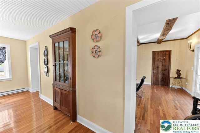 4238 Best Station Road, Washington Twp, PA 18080