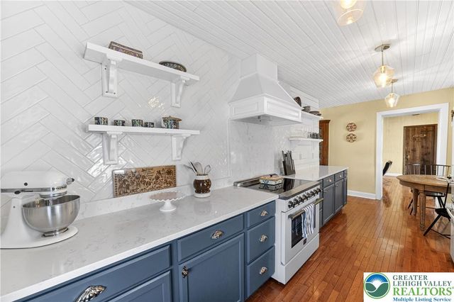 4238 Best Station Road, Washington Twp, PA 18080