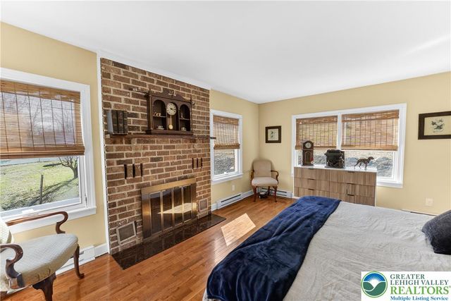 4238 Best Station Road, Washington Twp, PA 18080