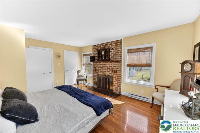 4238 Best Station Road, Washington Twp, PA 18080