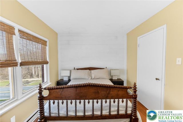 4238 Best Station Road, Washington Twp, PA 18080