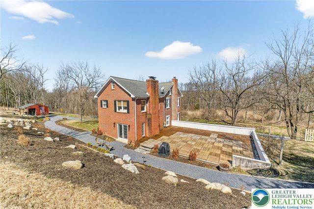 4238 Best Station Road, Washington Twp, PA 18080