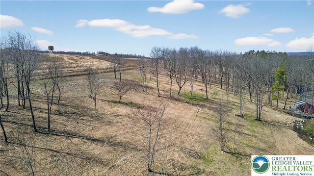 4238 Best Station Road, Washington Twp, PA 18080