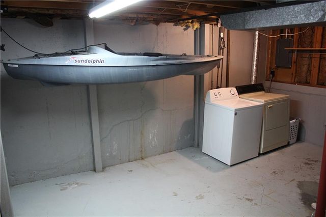 521 S Cardinal Drive, Olathe, KS 66062