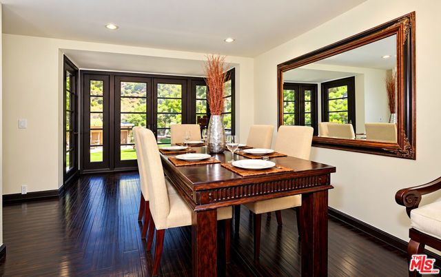 13129 N Sherry Lane, Los Angeles, CA 90049