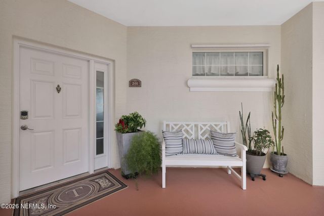 325 S OCEAN GRANDE Drive 201, Ponte Vedra Beach, FL 32082