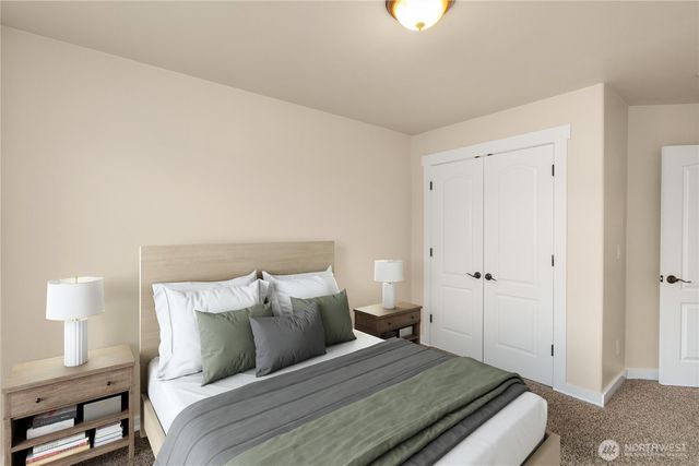 42 Holbrook Lane, Aberdeen, WA 98520