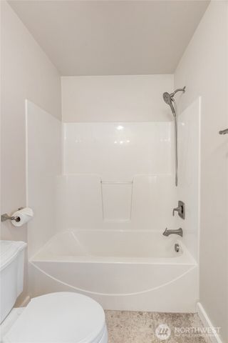 42 Holbrook Lane, Aberdeen, WA 98520