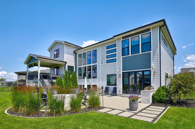 1311 S Wildfire Avenue, West Des Moines, IA 50266