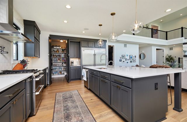 1311 S Wildfire Avenue, West Des Moines, IA 50266