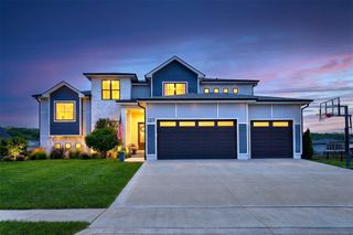 1311 S Wildfire Avenue, West Des Moines, IA 50266