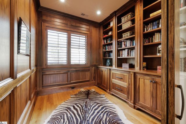 604 N Main Street, Greenville, SC 29601