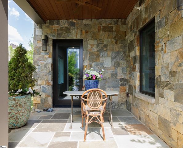 604 N Main Street, Greenville, SC 29601
