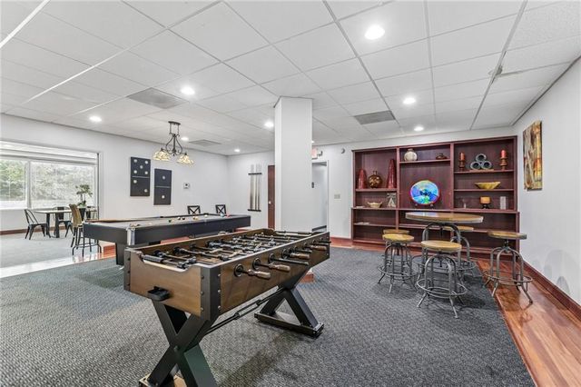 3838 Rainbow Boulevard 1003, Kansas City, KS 66103