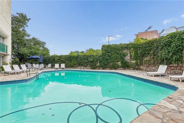 3838 Rainbow Boulevard 1003, Kansas City, KS 66103
