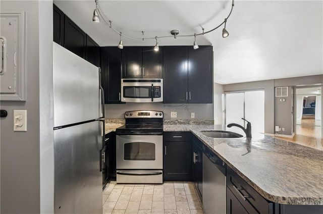 3838 Rainbow Boulevard 1003, Kansas City, KS 66103