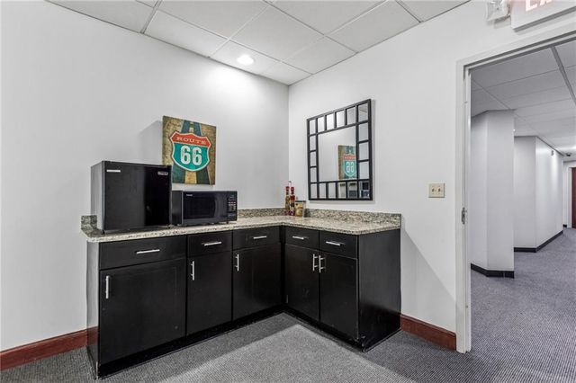 3838 Rainbow Boulevard 1003, Kansas City, KS 66103
