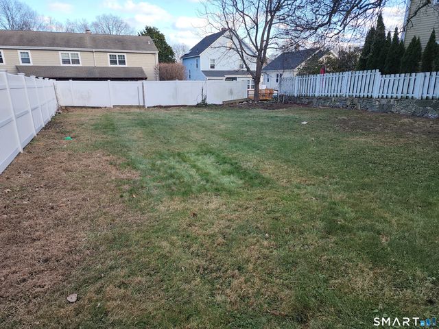 16 Dean Street, Stamford, CT 06902