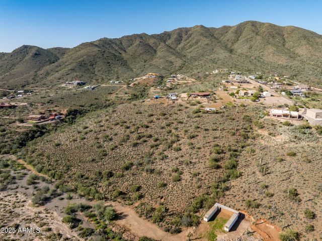 437XX N 11TH Avenue -, New River, AZ 85087