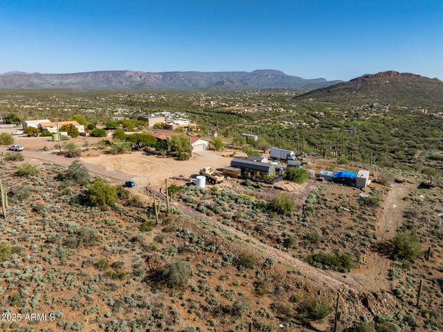 437XX N 11TH Avenue -, New River, AZ 85087