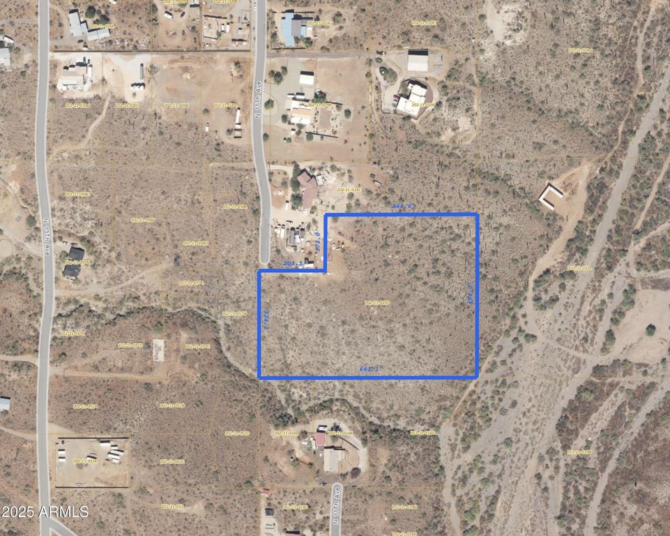 Image 9 of property listing at 437XX N 11TH Avenue -, New River, AZ 85087