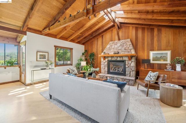 642 Beloit Ave, Kensington, CA 94708