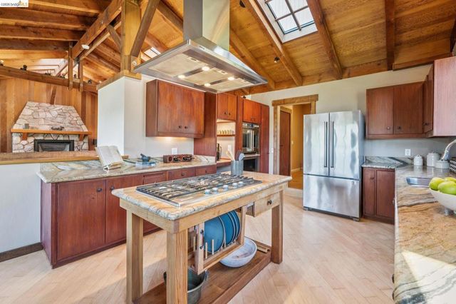 642 Beloit Ave, Kensington, CA 94708