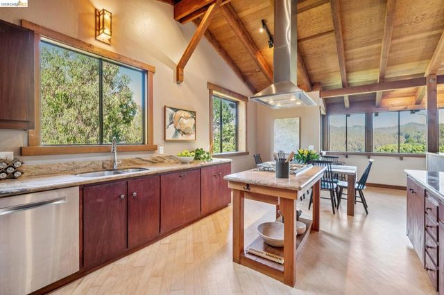 642 Beloit Ave, Kensington, CA 94708