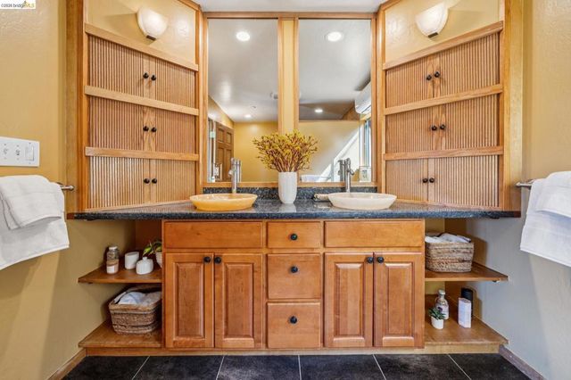 642 Beloit Ave, Kensington, CA 94708
