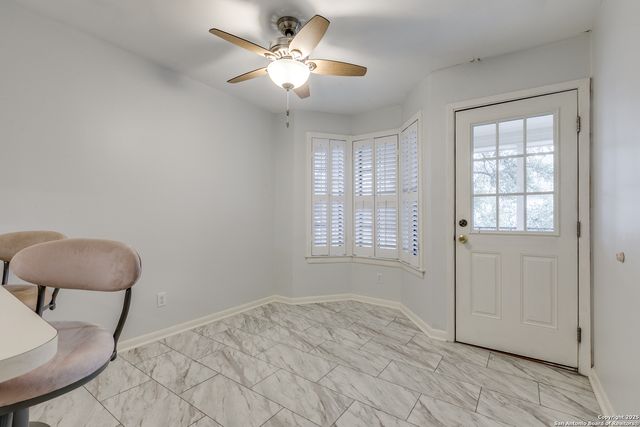 2611 Eisenhauer Rd Apt 903, San Antonio, TX 78209