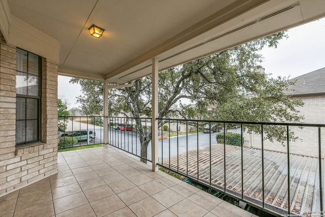 2611 Eisenhauer Rd Apt 903, San Antonio, TX 78209