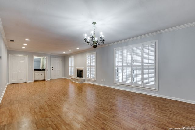 2611 Eisenhauer Rd Apt 903, San Antonio, TX 78209