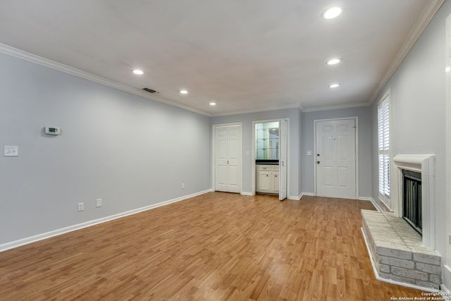 2611 Eisenhauer Rd Apt 903, San Antonio, TX 78209