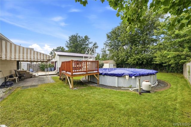 86 Cathedral Drive, West Seneca, NY 14224