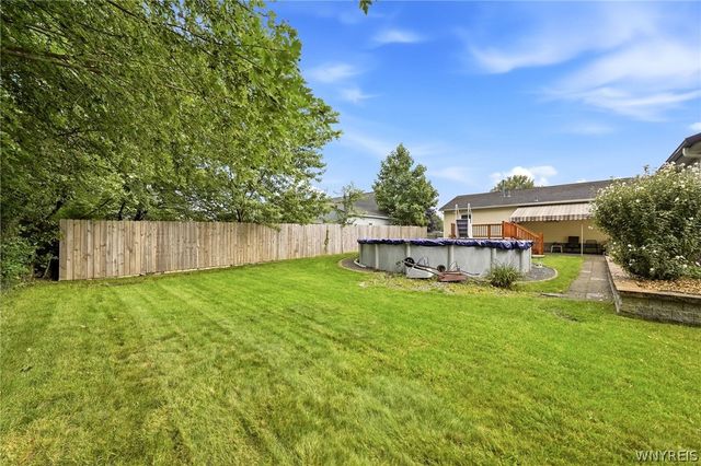 86 Cathedral Drive, West Seneca, NY 14224