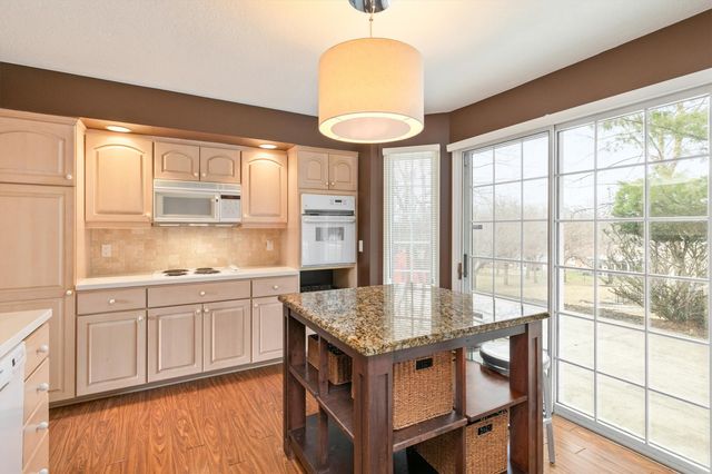 7819 Luin Lane, Windsor Heights, IA 50324