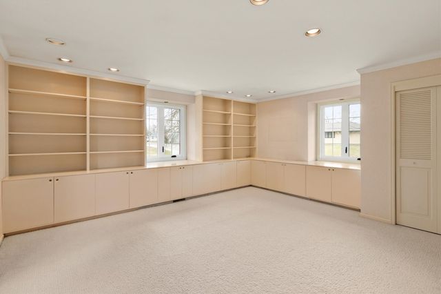 7819 Luin Lane, Windsor Heights, IA 50324