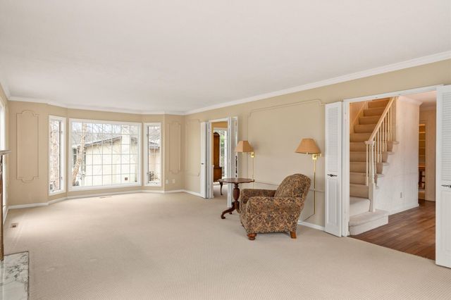 7819 Luin Lane, Windsor Heights, IA 50324