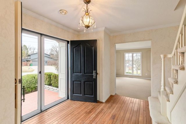 7819 Luin Lane, Windsor Heights, IA 50324