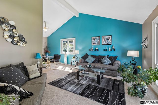 15567 Walnut Circle, Omaha, NE 68144