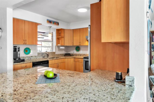 4101 YARDLEY AVENUE N, St Petersburg, FL 33713